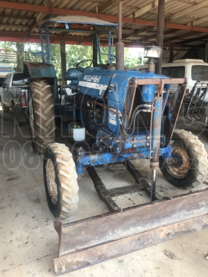 ขายด่วน รถไถ ford 5000/77 มีใบดันหน้า รถพร้อมใช้งาน ไม่มีหางหลัง เอกสารซื้อขาย 165000 เท่านั้น