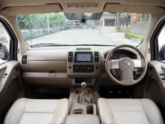 #NISSAN NAVARA DOUBBLECAB 2.5 SE CALIBRE ปี 2011 เกียร์MANUAL