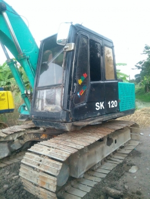 รถแบคโฮ KOBELCO SK120 MARK 2 เครื่องดี ปั๊มแรง โซ่หนา เอวแน่น แอร์เย็น ระบบสมบูรณ์ พร้อมใช้งาน