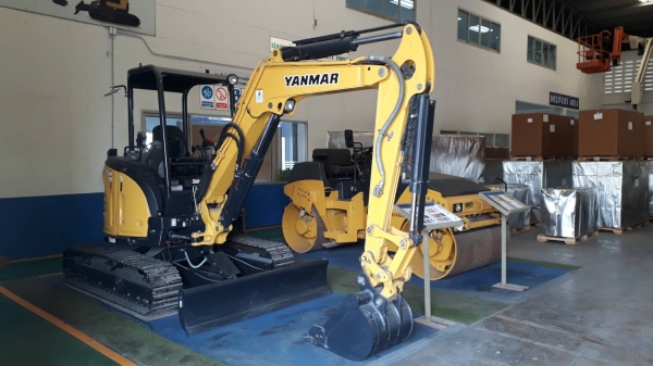 รถขุด YANMAR รุ่น VIO35 มือ 1 รถขุด YANMAR รุ่น VIO35 มือ 1