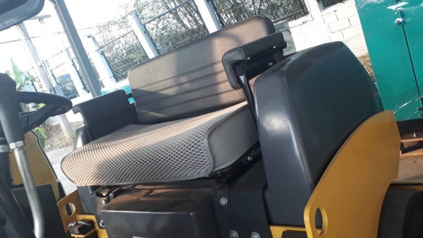 รถบด KANTO รุ่น KV40C มือ 1 รถบด KANTO รุ่น KV40C มือ 1