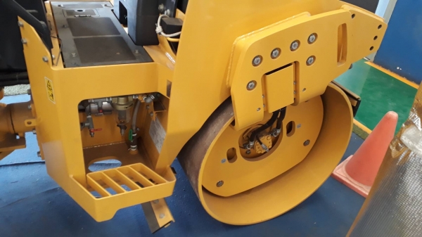 รถบด KANTO รุ่น KV40DS  มือ 1