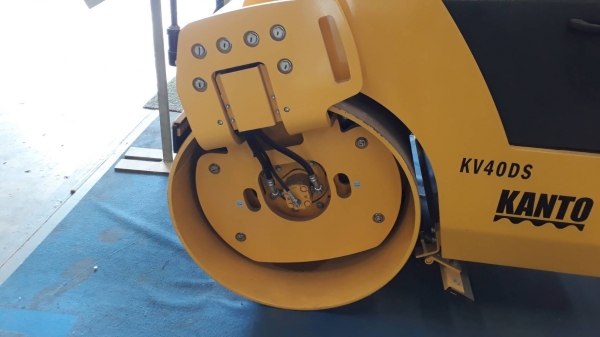 รถบด KANTO รุ่น KV40DS  มือ 1