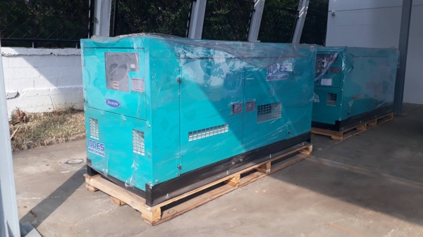 เครื่องปั่นไฟ DENYO รุ่น DCA-100ESI มือ 1 เครื่องปั่นไฟ DENYO รุ่น DCA-100ESI มือ 1