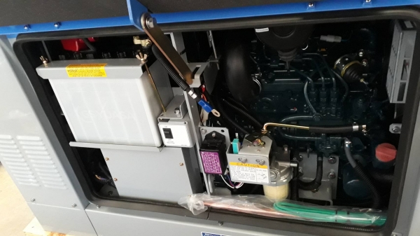 ตู้เชื่อมไฟฟ้า DENYO รุ่น DLW-300LSW2 มือ 1