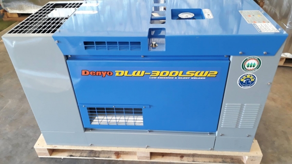 ตู้เชื่อมไฟฟ้า DENYO รุ่น DLW-300LSW2 มือ 1