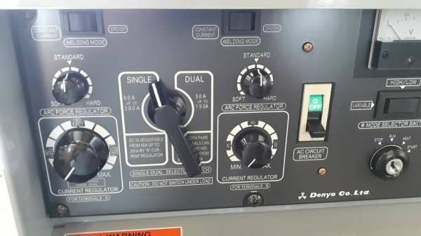 ตู้เชื่อมไฟฟ้า DENYO รุ่น DLW-300LSW2 มือ 1