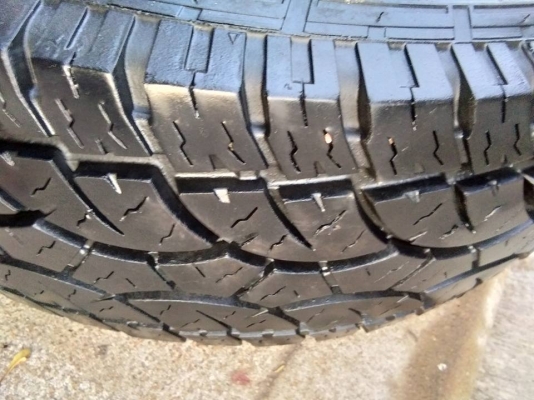 ยาง 30x9.5R15 ปี 14