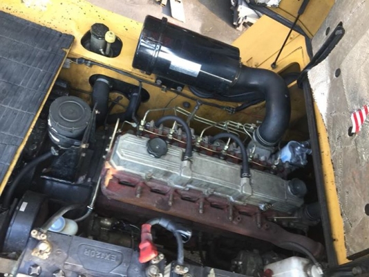 ฟอล์คลิฟต์ 6 ตัน  CATERPILLAR  DP60  รถปี 2003  เครื่องยนต์เซล  S6S   เสายกสูง 6 เมตร  เกียร์ออโต้