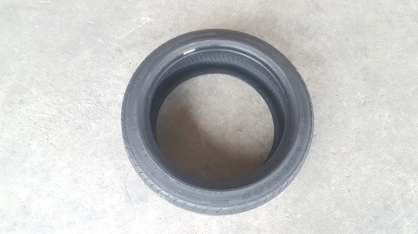 ขายยาง195/45/16 ปี 13 DUNLOP 4 เส้น ขายยาง195/45/16 ปี 13 DUNLOP 4 เส้น