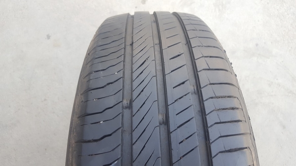ขายยาง195/65/15 ปี 4515 Conti 4 เส้น ขายยาง195/65/15 ปี 4515 Conti 4 เส้น