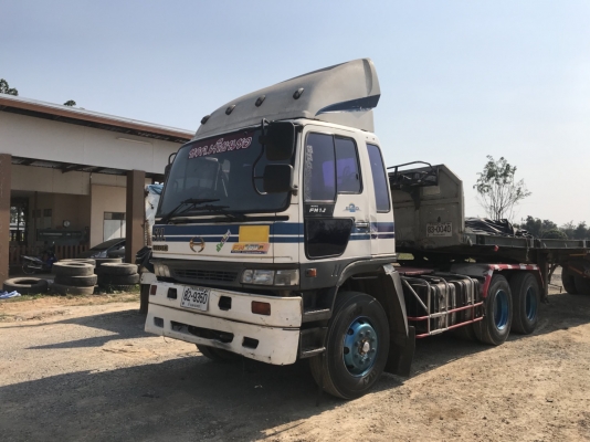 ขายหัวลาก 1J เครื่องเดิม เกียร์เดิม 260 เครื่อง Jo8c เกียร์อีตั้น เดิมๆ หมด ยางเต็ม ติดต่อเบอร์ใหม่นะครับ 064-212-1515 ครับ