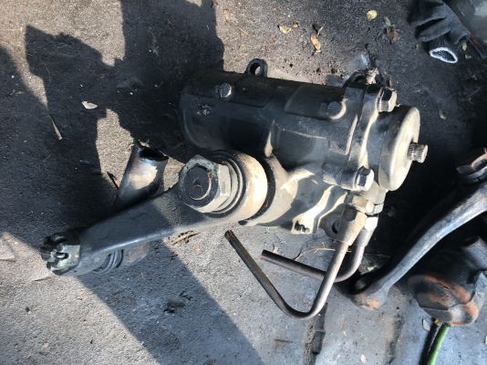 ขายกระปุกพวงมาลัยรถบัสแดวู ขายกระปุกพวงมาลัยรถบัสแดวู