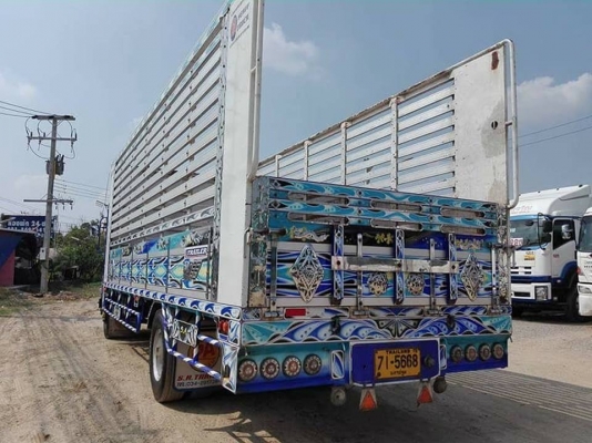 Isuzu FTR 240 แรง ปี 58 กระบะช่วงยาว 7.50 ม. ไมล์ 90,xxx พร้อมใช้งาน Isuzu FTR 240 แรง ปี 58 กระบะช่วงยาว 7.50 ม. ไมล์ 90,xxx พร้อมใช้งาน