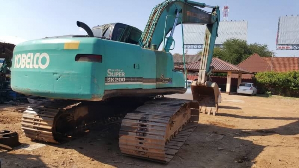 KOBELCO SK 200-6 YN10