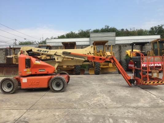 รถกระเช้าไฟฟ้ามือสอง