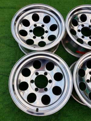 ขายล้อแท้ MICKEY THOMPSON หยดน้ำ 16x8 ออฟ 0 สวยๆ ขายล้อแท้ MICKEY THOMPSON หยดน้ำ 16x8 ออฟ 0 สวยๆ