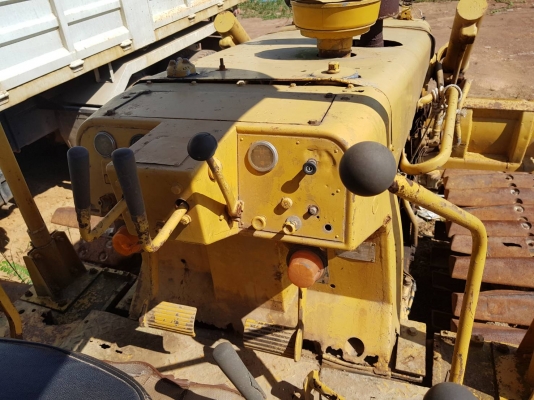 ขายแทรกเตอร์ CATD5B เครื่อง10Zเอกสารทะเบียน ขายแทรกเตอร์ CATD5B เครื่อง10Zเอกสารทะเบียน