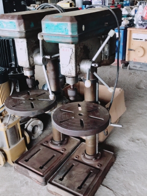 ขายสว่านแท่น 1 แรง 380V. สภาพสวย