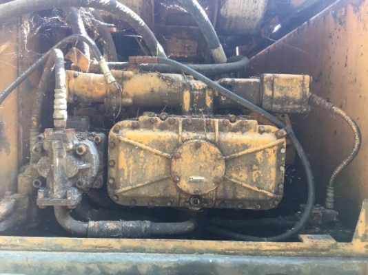 ขาย 465,000 KOMATSU pc 300-1 สภาพเก่านอกทำงานน้อย แต่เก่าเก็บ พร้อมใช้งาน รถอยู่ สระบุรี 090-772-3710 090-772-3708