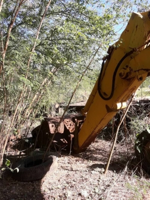 ขาย 465,000 KOMATSU pc 300-1 สภาพเก่านอกทำงานน้อย แต่เก่าเก็บ พร้อมใช้งาน รถอยู่ สระบุรี 090-772-3710 090-772-3708