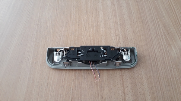 ไฟส่องแผนที่ Audi A4 สีเทา ไฟส่องแผนที่ Audi A4 สีเทา