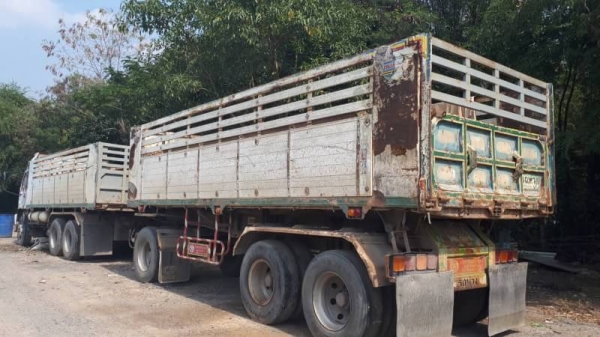 ขาย 1,380,000 สิบล้อดั้มแม่ลูกแก๊ส ISUZU DECA 320 EURO 2 ปี 51 แม่ดั้ม หัวสวย เครื่องดี เกียร์แรง คัชซีสวย ยางดี ลูกดั้ม 3 เพลา ยาว 7 ม. คัชซีสวย กะบะดั้มสวย ยางดี รถอยู่ สระบุรี 090-772-3710 090-772-3708