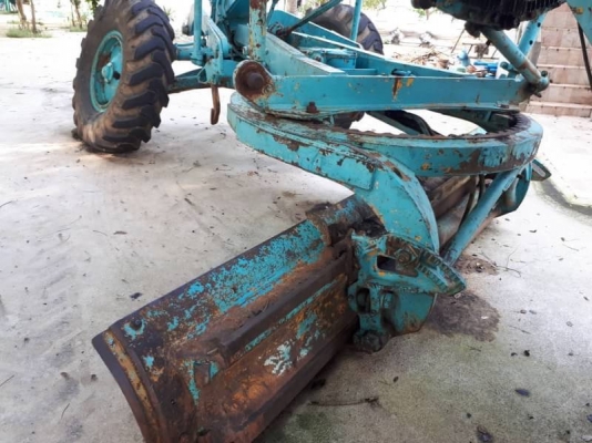 ขาย 395,000 รถเกรด CAT 12 E เครื่องดี เกียร์ดี ปั้มแรง ยางใหม่ ระบบสมบูณร์ รถพร้อมใช้ รถอยู่ กำแพงเพชร 090-772-3710 090-772-3708