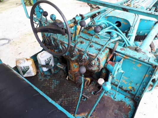 ขาย 395,000 รถเกรด CAT 12 E เครื่องดี เกียร์ดี ปั้มแรง ยางใหม่ ระบบสมบูณร์ รถพร้อมใช้ รถอยู่ กำแพงเพชร 090-772-3710 090-772-3708