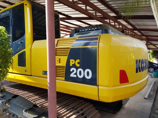 รถแบคโฮ KOMATSU PC200-8MO ใช้งานน้อย เดิมๆทั้งคัน