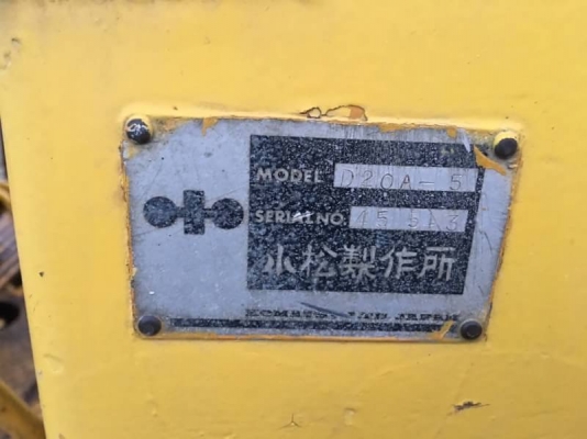 ขาย 135,000 KOMATSU D 20 A-5 สไลร์ 6 ทิศทาง เครื่องดี เกียร์แรง ช่วงล่างพร้อมใช้ รถอยู่ สระบุรี 090-772-3710 090-772-3708