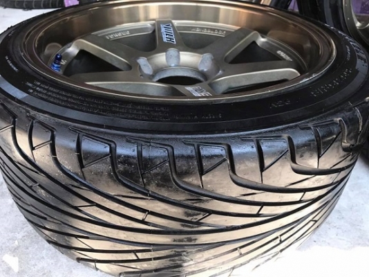 แม็กมือสอง 18 พร้อมยาง ล้อเดิมๆ มีลอยนิดหน่อยตรงขอบ