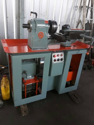 ขายเครื่องกลึงเล็ก3.5ฟุตครับราคาเบาๆครับ