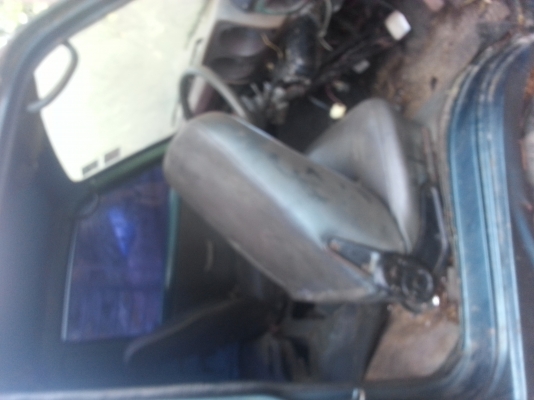 ขายรถตู้ไฮเอทปี2523ราคา47000บาทโทร0643130366