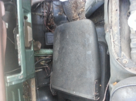 ขายรถตู้ไฮเอทปี2523ราคา47000บาทโทร0643130366