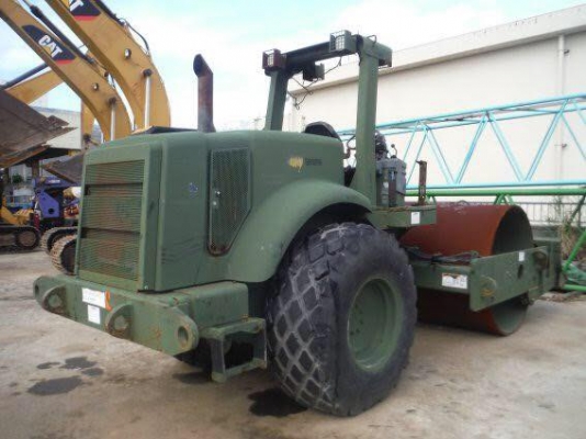 CATERPILLAR รุ่น CS 563 D
