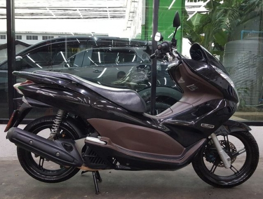 ขออนุญาตขาย HONDA PCX 125i IDLING STOP รถพร้อมใช้งาน ฟรีค่าโอน