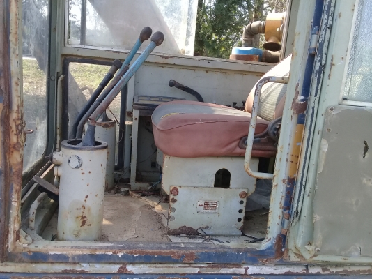 ขายด่วนรถแบคโฮKOMATSU PC-60  ปี 45 สภาพพร้อมใช้งาน