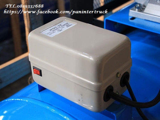 New Arrival* สินค้าใหม่แกะกล่อง*เครื่องปั๊มลมASHITA ขนาด500 ลิตร ,3 สูบ ,10HPแรง, 380V. มอเตอร์ 3 สาย(ไฟ 3 เฟส โรงงาน)ยังไม่เคยใช้งาน ราคาเพียง 34,000 บาท สนใจติดต่อ 0819337688