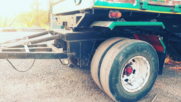 ขาย ห่างพ่วง 3 มิตร