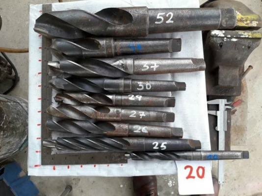 ดอกสว่าน ยุโรป ชุดละ 5800 บาท