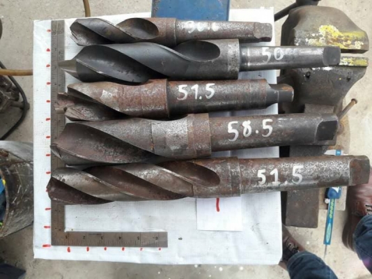 ดอกสว่าน ยุโรป ชุดละ 5800 บาท