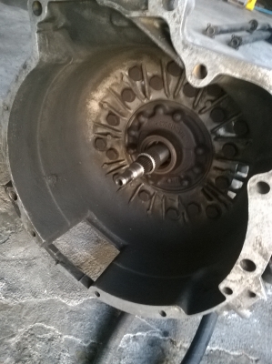 เกียรออโต้bmw e34 m20 ุ6สูบ 2500cc พร้อมกล่องเกียร สภาพดี มีรับประกัน เกียรมีปัณหาคืนเงินเต็มจำนวน เกียรออโต้bmw e34 m20 ุ6สูบ 2500cc พร้อมกล่องเกียร สภาพดี มีรับประกัน เกียรมีปัณหาคืนเงินเต็มจำนวน