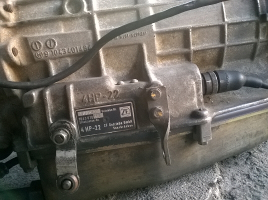 เกียรออโต้bmw e34 m20 ุ6สูบ 2500cc พร้อมกล่องเกียร สภาพดี มีรับประกัน เกียรมีปัณหาคืนเงินเต็มจำนวน เกียรออโต้bmw e34 m20 ุ6สูบ 2500cc พร้อมกล่องเกียร สภาพดี มีรับประกัน เกียรมีปัณหาคืนเงินเต็มจำนวน