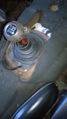 เครืองยนต์NISSAN SR20 ไม่โบ2000cc ขับหลังเกียรธรรมดา มีเลขครบ เครืองยนต์NISSAN SR20 ไม่โบ2000cc ขับหลังเกียรธรรมดา มีเลขครบ