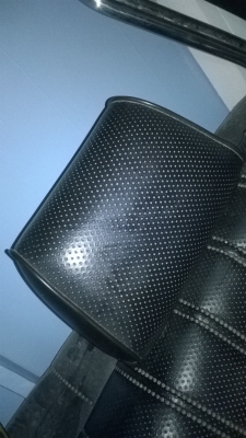 หัวเบาะเดิมBMW e30 หนังดำ สภาพสวย คู่ละ900บาท มีแบบหนังเรียบ กับหนังรู