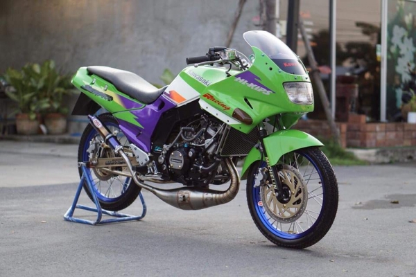 ร้าน วุฒิ นนบุรี ขาย Kawasaki SERPICO150cc. รถสวยพร้อมซิ่ง
