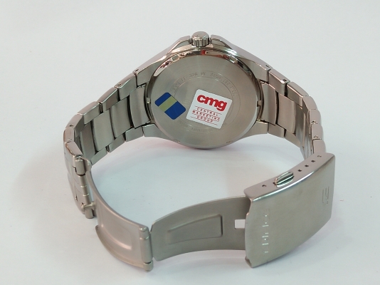นาฬิกา Casio Edifice รุ่น EF-326D-1AVDF ผู้ชาย สาย stainless สภาพใหม่ ยกกล่อง ส่งฟรี