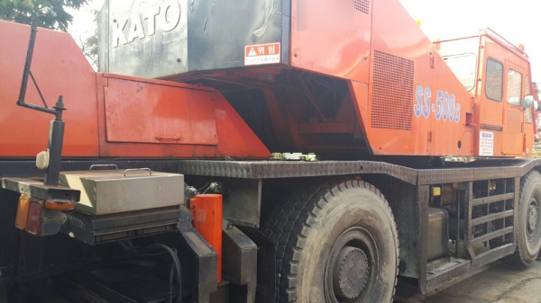 รถเครนล้อยาง4ล้อ 45ตัน รถเครนล้อยาง4ล้อ 45ตัน