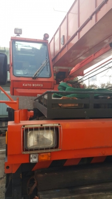 รถเครนล้อยาง4ล้อ 45ตัน รถเครนล้อยาง4ล้อ 45ตัน